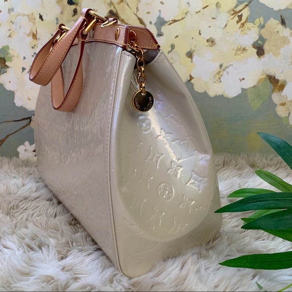 LOUIS VUITTON, 100% Authentic, ‘Brea’ GM Bag - Picture 4 of 8